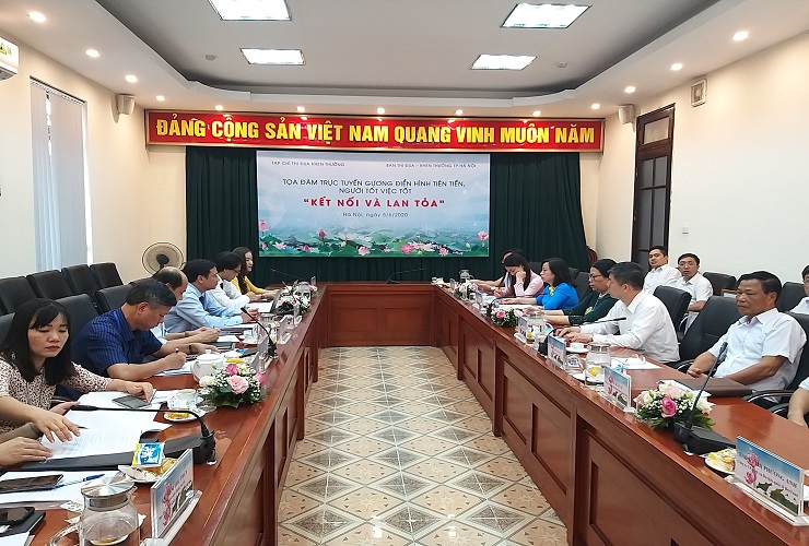 Tường thuật trực tiếp Tọa đàm gương điển hình tiên tiến, NTVT “Kết nối và Lan tỏa”