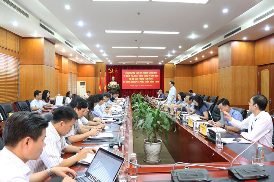 Tổ công tác của Thủ tướng Chính phủ về kiểm tra công vụ làm việc với Bộ Giao thông vận tải
