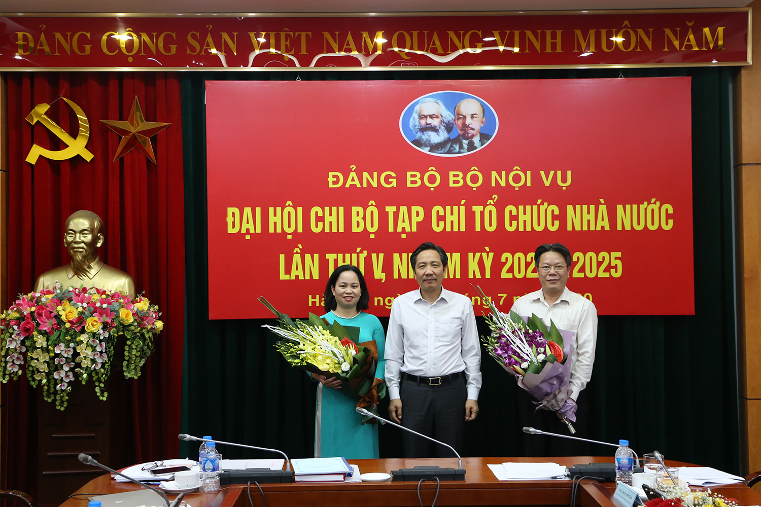 Đại hội Chi bộ Tạp chí Tổ chức nhà nước nhiệm kỳ 2020 - 2025