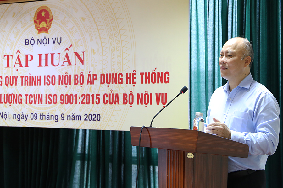 Khai mạc Lớp tập huấn kỹ năng xây dựng quy trình ISO nội bộ áp dụng Hệ thống tiêu chuẩn chất lượng TCVN ISO 9001:2015 của Bộ Nội vụ