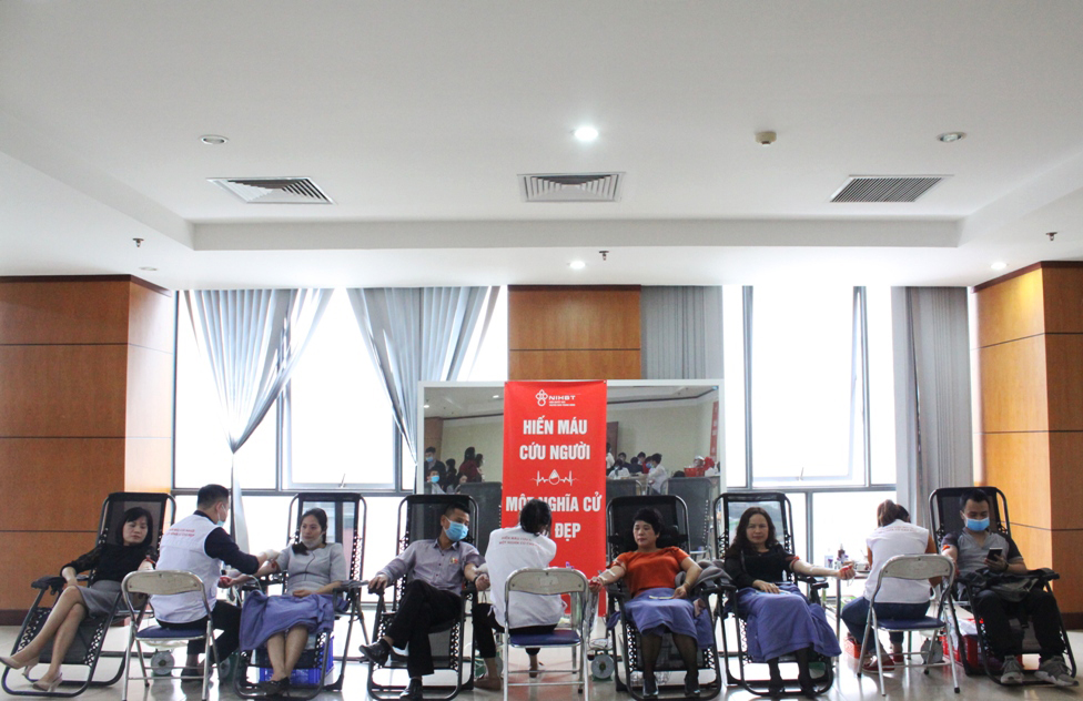 Công đoàn Bộ Nội vụ hưởng ứng cuộc vận động "Hiến máu tình nguyện - Một nghĩa cử cao đẹp"