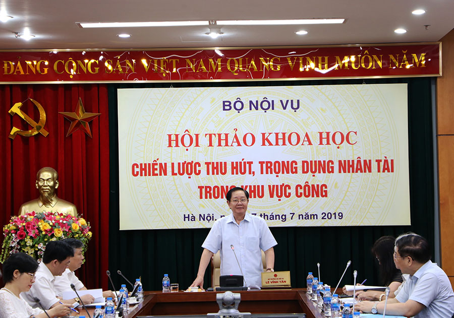 Kinh nghiệm thu hút, trọng dụng nhân tài