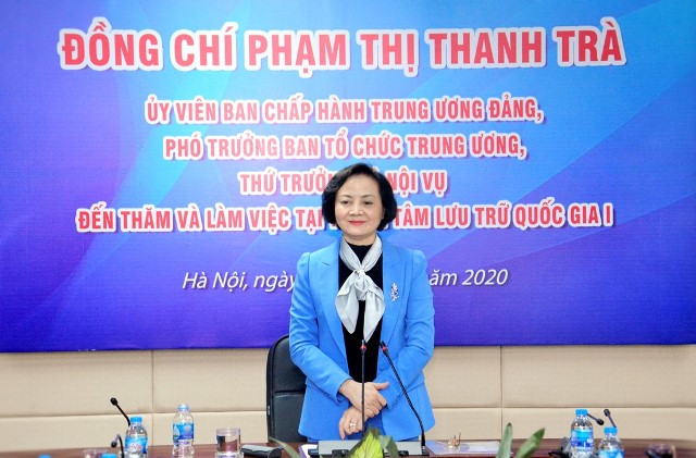 Thứ trưởng Phạm Thị Thanh Trà thăm và làm việc tại Trung tâm Lưu trữ Quốc gia I và III