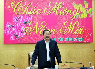 Bộ trưởng Lê Vĩnh Tân gặp mặt đầu Xuân Tân Sửu 2021