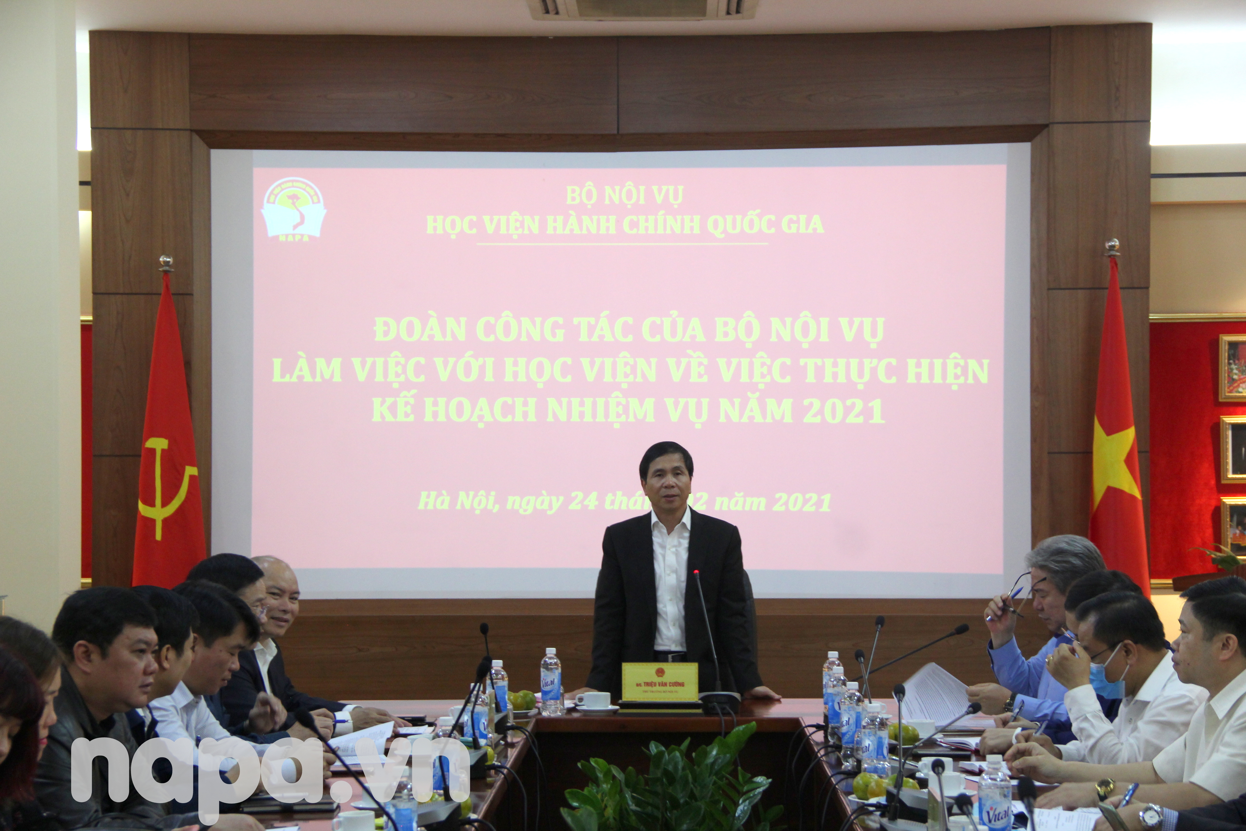 Đoàn công tác Bộ Nội vụ làm việc với Học viện Hành chính Quốc gia về việc rà soát, triển khai kế hoạch, nhiệm vụ của Học viện năm 2021