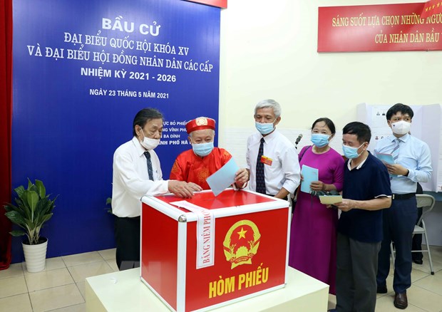 Sắp xếp tổ chức bộ máy hành chính nhà nước theo hướng tinh gọn, hiệu lực, hiệu quả