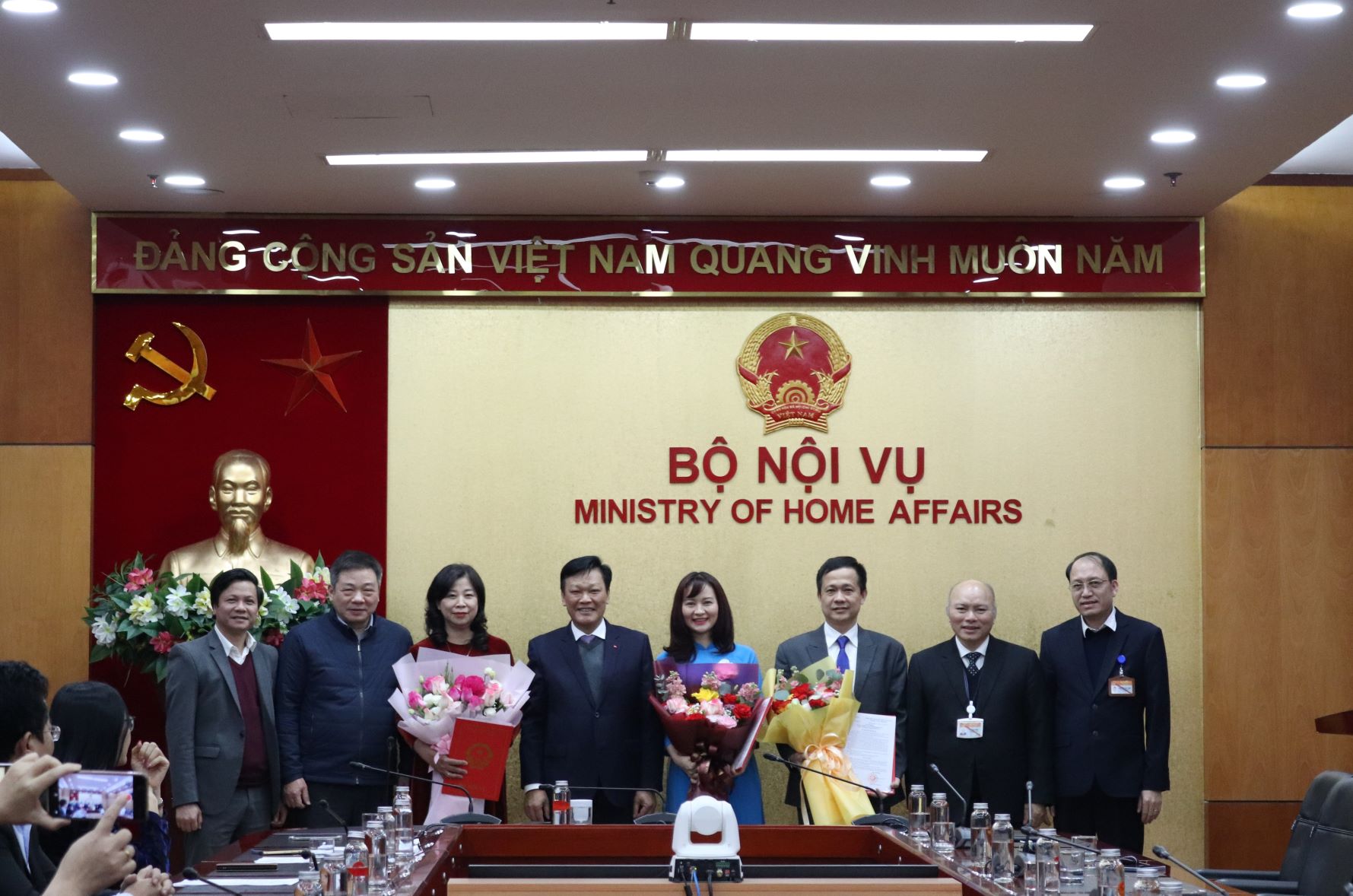 Lễ công bố và trao quyết định bổ nhiệm lãnh đạo cấp Vụ của Bộ Nội vụ