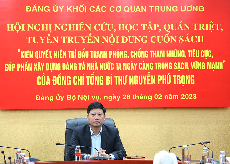 Hội nghị nghiên cứu, học tập, quán triệt tuyên truyền nội dung Cuốn sách “Kiên quyết, kiên trì đấu tranh phòng, chống tham nhũng, tiêu cực, góp phần xây dựng Đảng và Nhà nước ta ngày càng trong sạch, vững mạnh” của Tổng Bí thư Nguyễn Phú Trọng