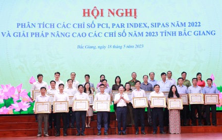 Hội nghị phân tích các chỉ số PCI, PAR index, SIPAS năm 2022 và các giải pháp nâng cao các chỉ số năm 2023 của tỉnh Bắc Giang