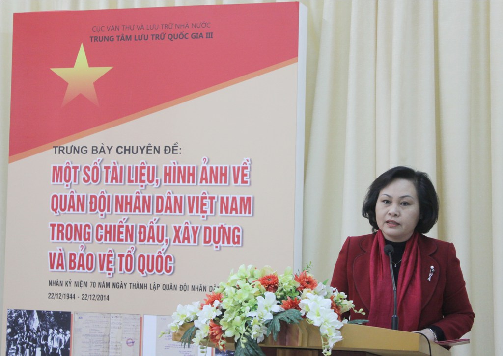 Khai mạc trưng bày chuyên đề: “Một số tài liệu, hình ảnh về Quân đội Nhân dân Việt Nam trong chiến đấu, xây dựng và bảo vệ Tổ quốc”