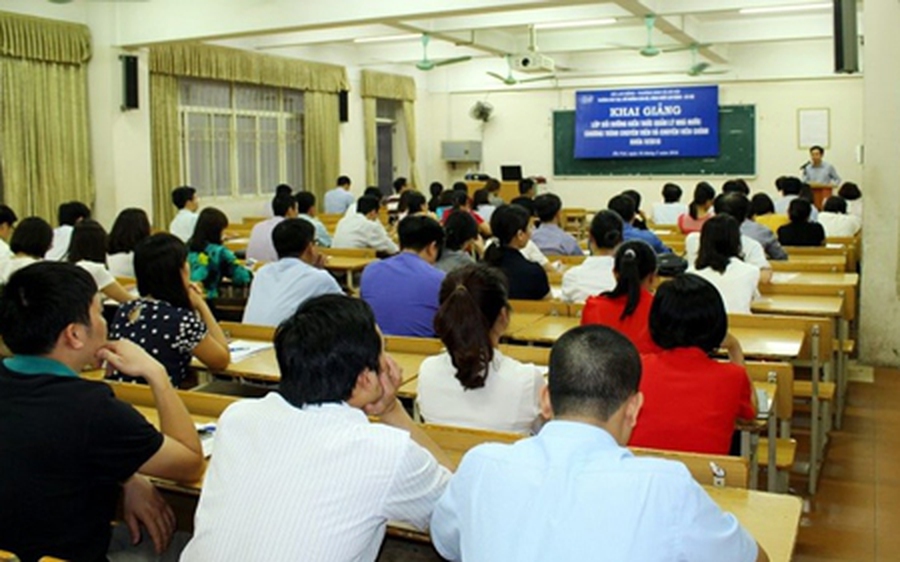 Bộ Nội vụ đề nghị đẩy mạnh bồi dưỡng cán bộ, công chức, viên chức theo yêu cầu vị trí việc làm