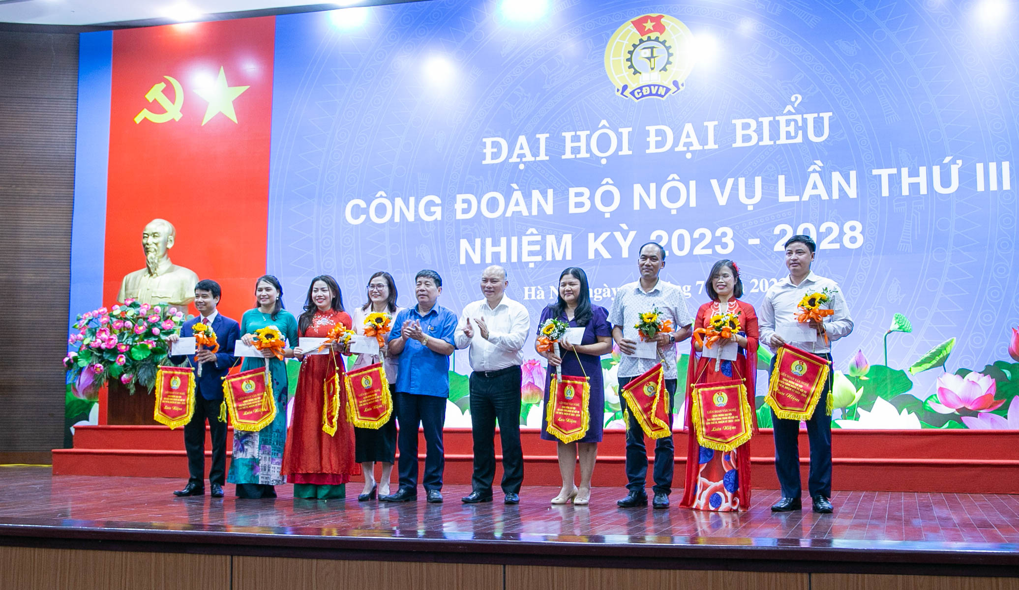 Liên hoan văn nghệ và giao lưu thể thao chào mừng Đại hội đại biểu Công đoàn Bộ Nội vụ lần thứ III, nhiệm kỳ 2023 – 2028.