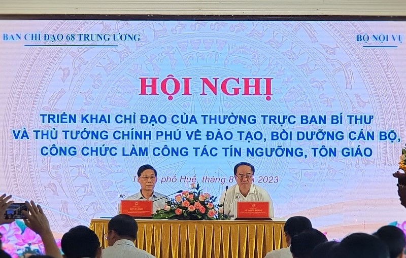 Hội nghị về đào tạo, bồi dưỡng cán bộ, công chức làm công tác tín ngưỡng, tôn giáo