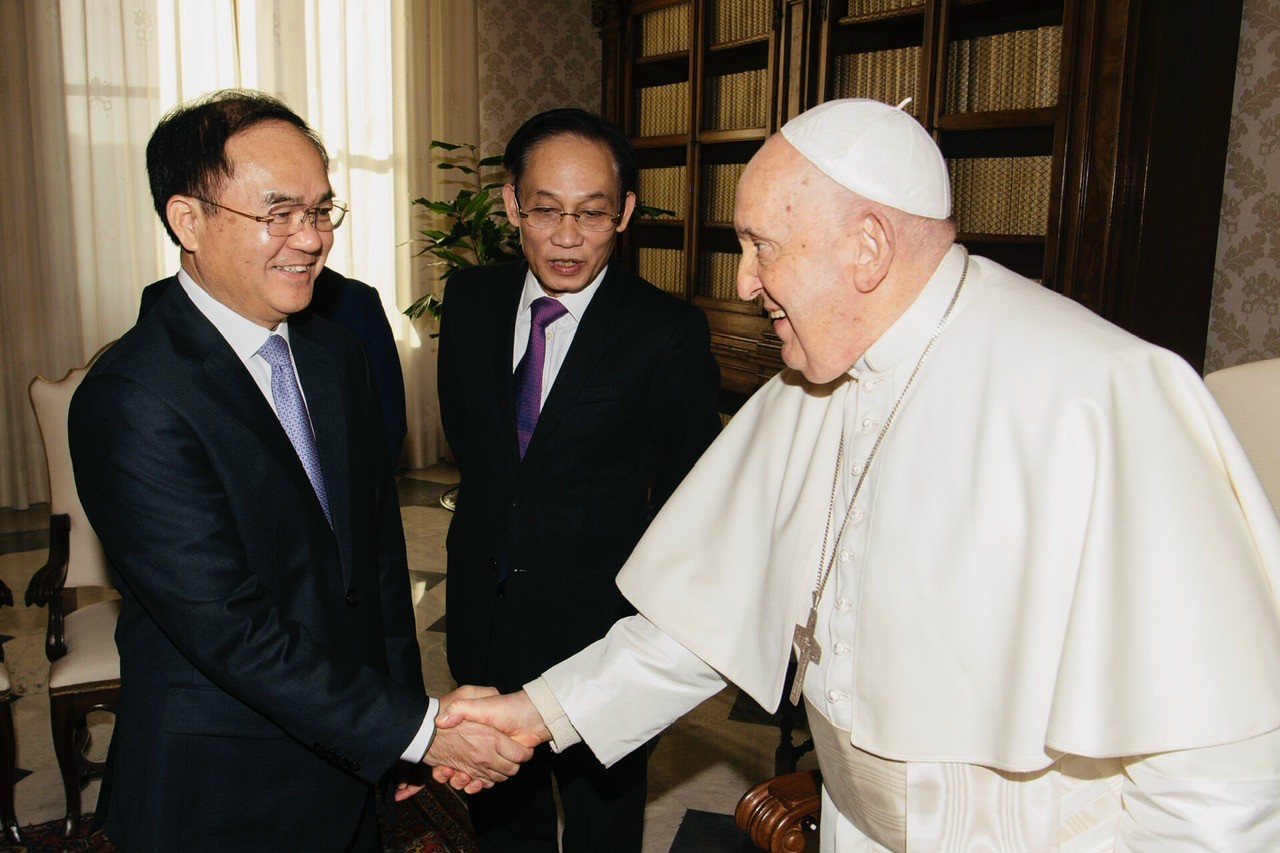 Thứ trưởng Vũ Chiến Thắng tham gia Đoàn đại biểu Đảng Cộng sản Việt Nam thăm, làm việc tại Italy và Vatican