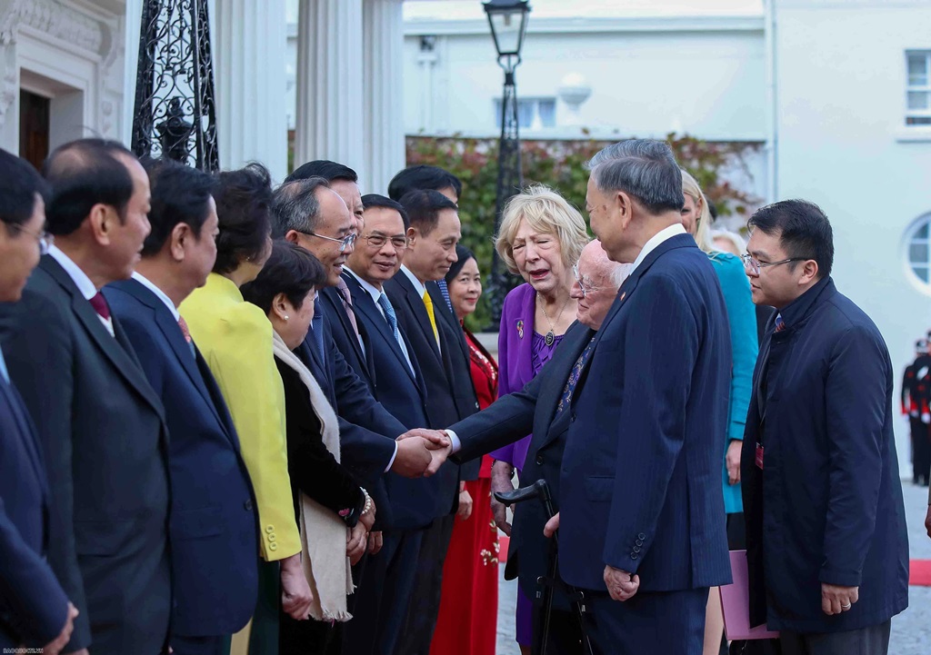 Bộ trưởng Phạm Thị Thanh Trà tham gia Đoàn công tác của Tổng Bí thư, Chủ tịch nước Tô Lâm thăm và làm việc tại Ireland