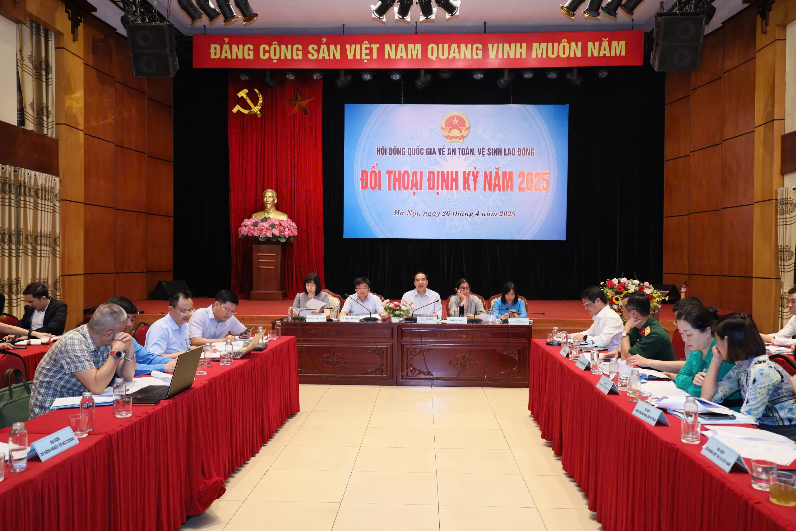 Đối thoại định kỳ về an toàn, vệ sinh lao động năm 2025