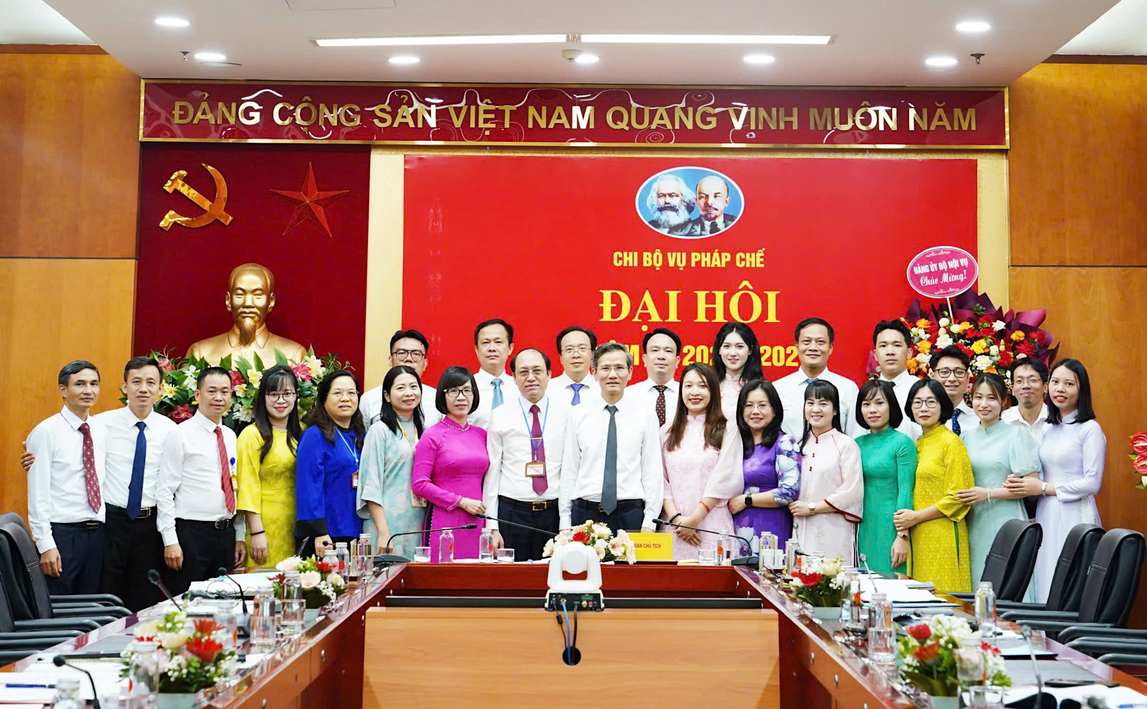 Tổ chức thành công Đại hội Chi bộ Vụ Pháp chế nhiệm kỳ 2025 - 2027