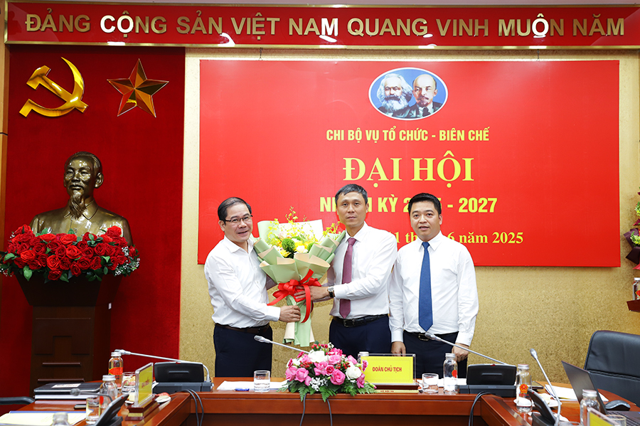 Đại hội Chi bộ Vụ Tổ chức - Biên chế nhiệm kỳ 2025 - 2027