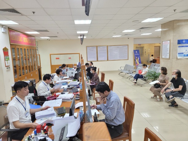Tập trung tháo gỡ khó khăn, vướng mắc trong thực hiện thủ tục hành chính, chuyển đổi số giai đoạn đầu vận hành mô hình tổ chức chính quyền địa phương 02 cấp