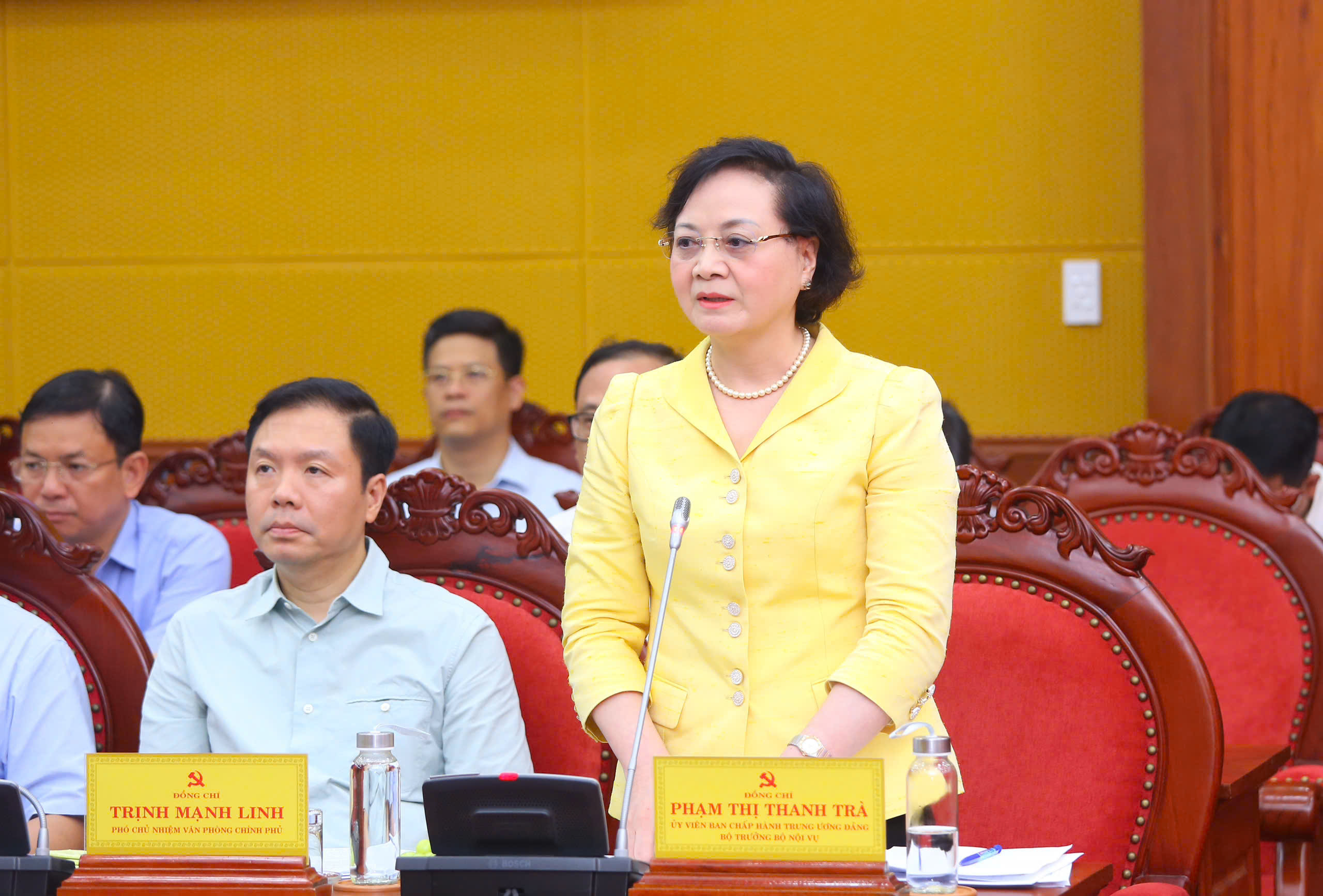 Bộ trưởng Phạm Thị Thanh Trà: Tăng cường đội ngũ cán bộ từ cấp tỉnh xuống xã để hỗ trợ khi thực hiện chính quyền địa phương 2 cấp