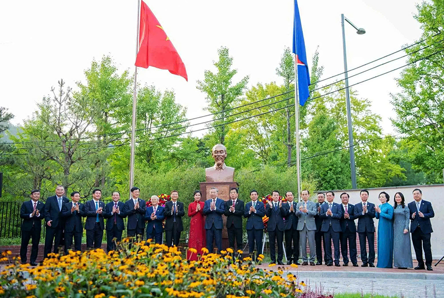 Bộ trưởng Phạm Thị Thanh Trà tham gia Đoàn công tác của Tổng Bí thư Tô Lâm thăm và làm việc tại Hàn Quốc