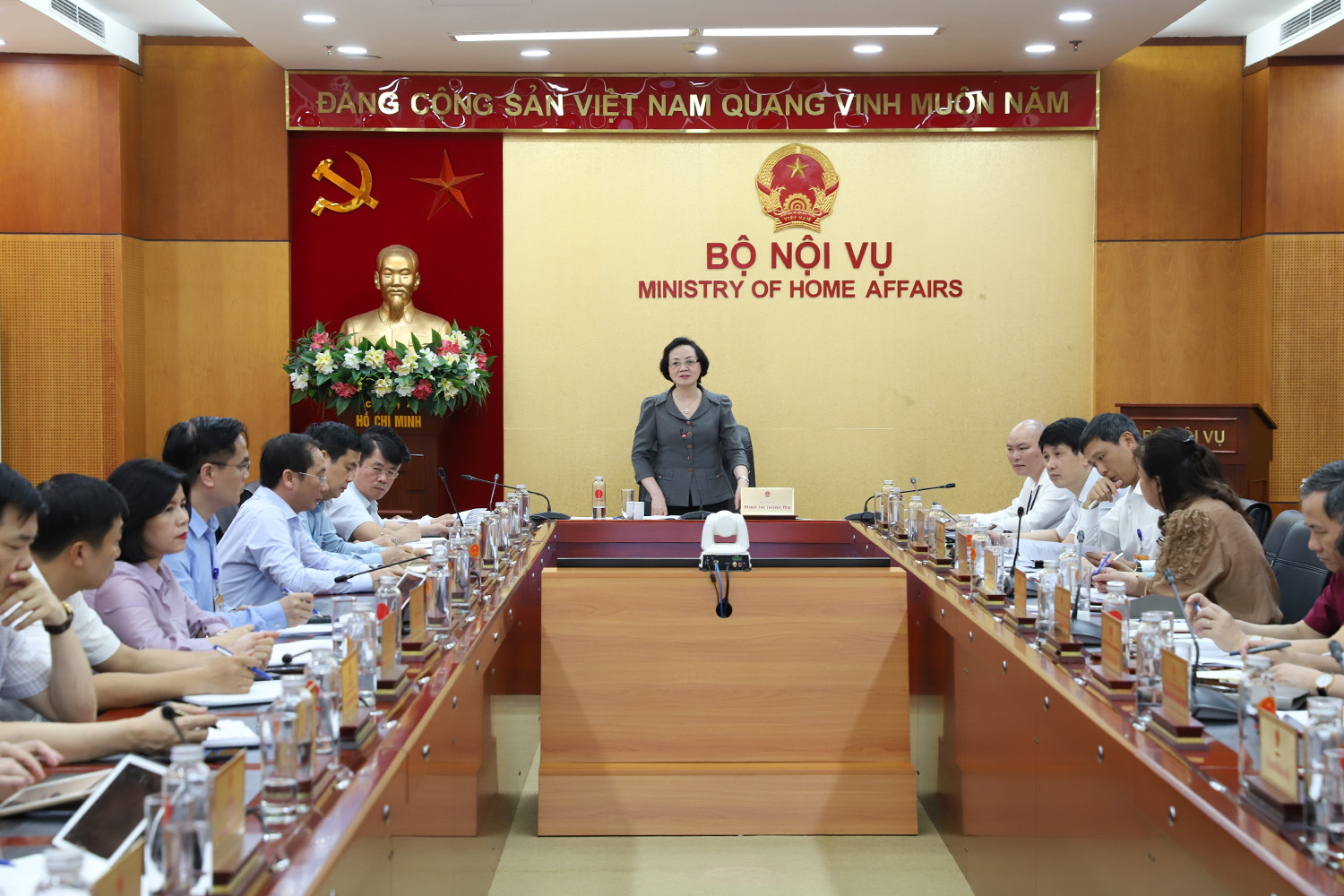Bộ trưởng Bộ Nội vụ Phạm Thị Thanh Trà phát biểu chỉ đạo hội nghị giao ban công tác tháng 4/2024.