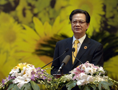 Thủ tướng Nguyễn Tấn Dũng phát động phong trào thi đua yêu nước trong giai đoạn tới