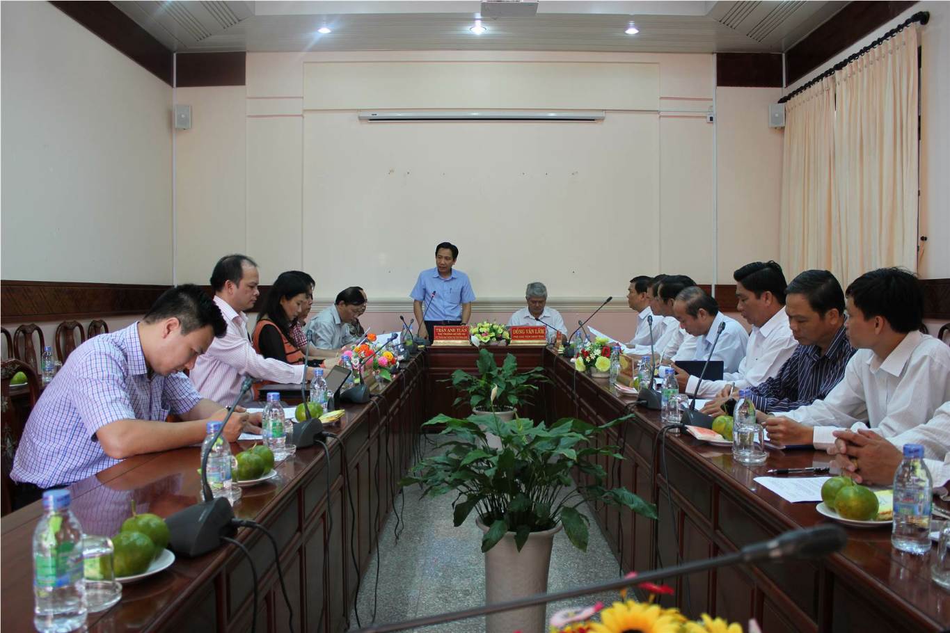 Kiểm tra, đôn đốc việc triển khai thực hiện Đề án: "Đẩy mạnh cải cách chế độ công vụ, công chức" theo Quyết định số 1557/QĐ-TTg ngày 18/10/2012 của Thủ tướng Chính phủ