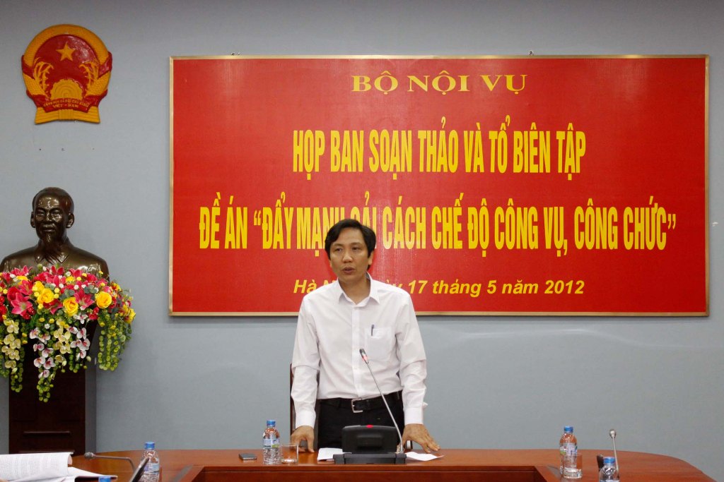 Họp Ban soạn thảo, Tổ biên tập Đề án “Đẩy mạnh cải cách chế độ công vụ, công chức”