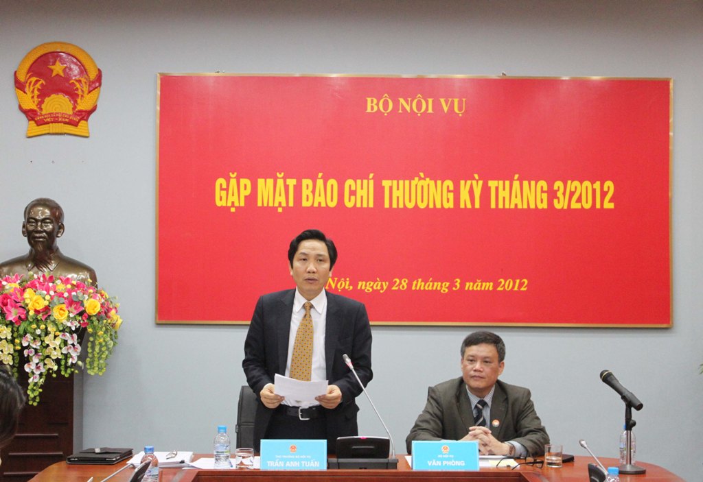Gặp mặt báo chí thường kỳ tháng 3/2012