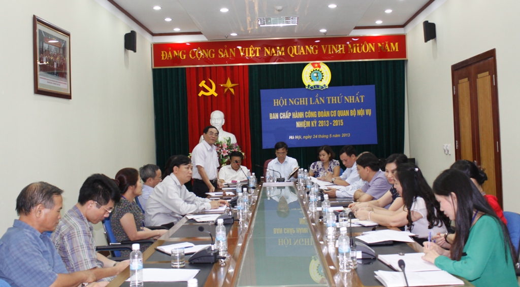 Hội nghị lần thứ nhất Ban chấp hành Công đoàn cơ quan Bộ Nội vụ nhiệm kỳ năm 2013 - 2015