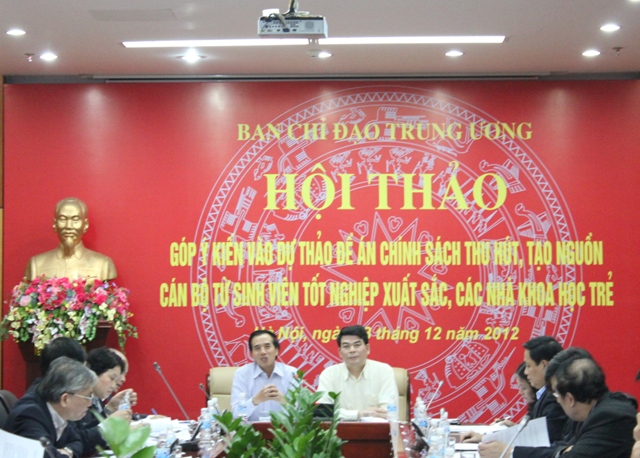 Hội thảo góp ý kiến vào dự thảo Đề án “Chính sách thu hút, tạo nguồn cán bộ từ sinh viên tốt nghiệp xuất sắc, những nhà khoa học trẻ” 