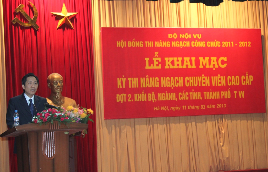 Khai mạc đợt II kỳ thi nâng ngạch công chức từ ngạch chuyên viên chính lên ngạch chuyên viên cao cấp khối Bộ, ngành, các tỉnh, thành phố trực thuộc Trung ương