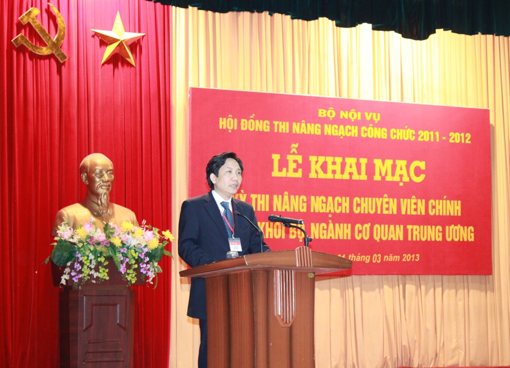 Khai mạc đợt III kỳ thi nâng ngạch công chức từ ngạch chuyên viên lên ngạch chuyên viên chính khối Bộ, ngành cơ quan Trung ương
