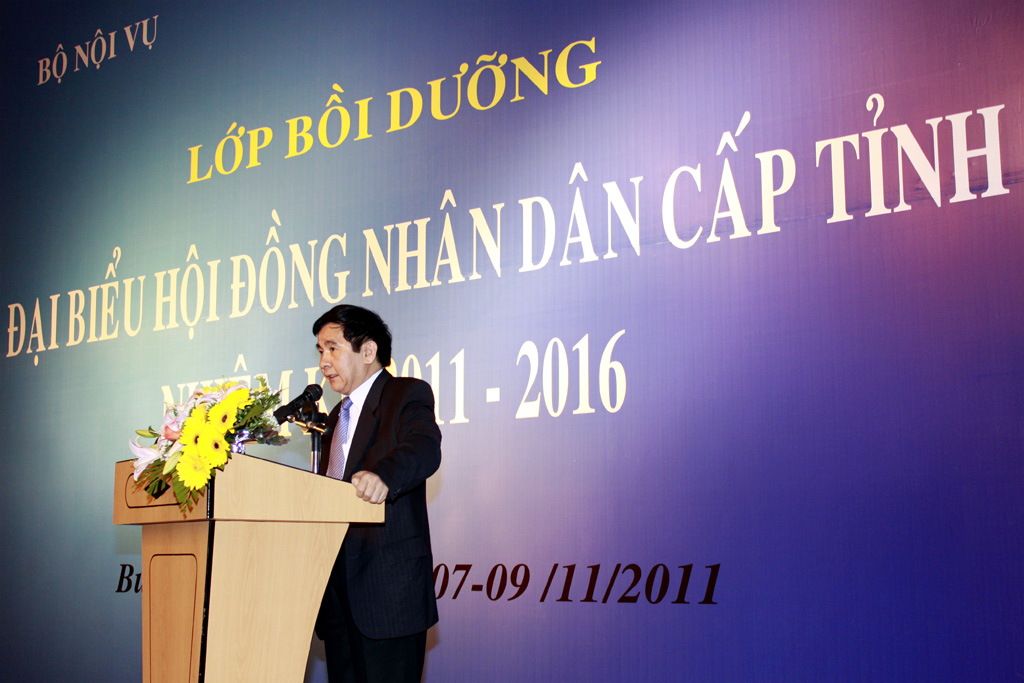 Lớp Bồi dưỡng đại biểu Hội đồng nhân dân cấp tỉnh nhiệm kỳ 2011 - 2016 tại tỉnh Đắk Lắk