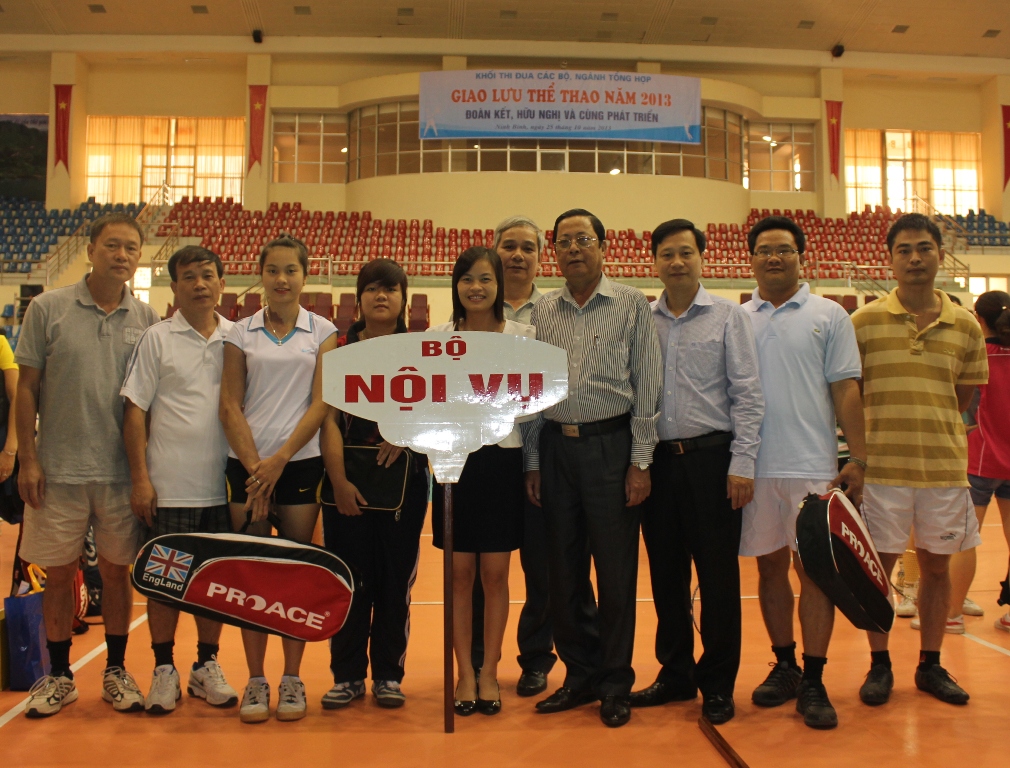 Đoàn thể thao Bộ Nội vụ tham gia Giao lưu thể thao năm 2013 của Khối thi đua các bộ, ngành tổng hợp