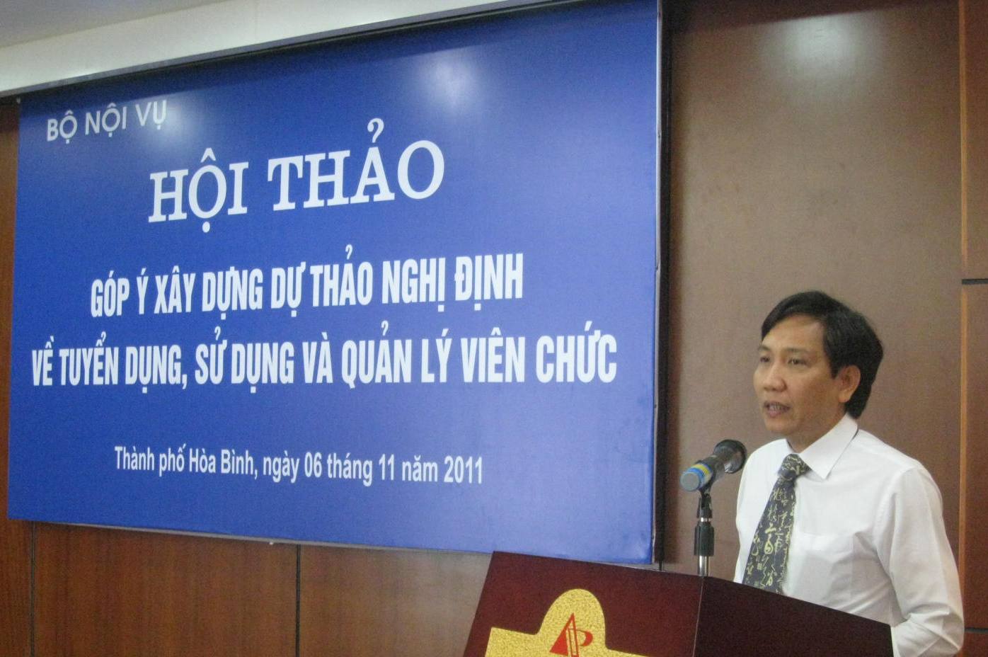 Hội thảo góp ý xây dựng dự thảo Nghị định về tuyển dụng, sử dụng và quản lý viên chức