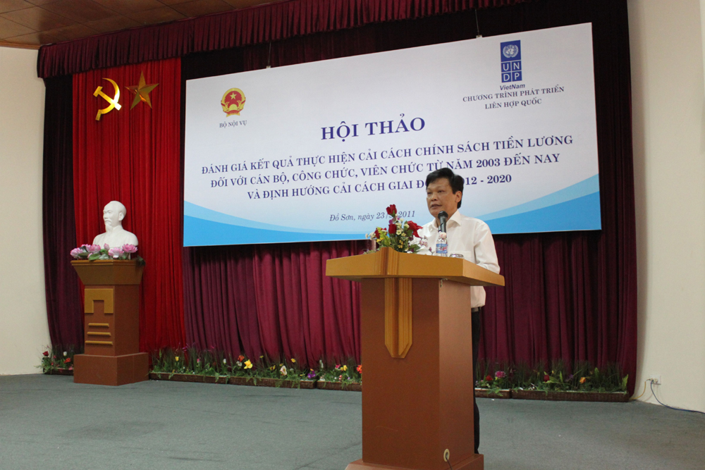 Hội thảo đánh giá kết quả thực hiện cải cách chính sách tiền lương đối với cán bộ, công chức, viên chức từ năm 2003 đến nay và định hướng cải cách giai đoạn 2012 – 2020.