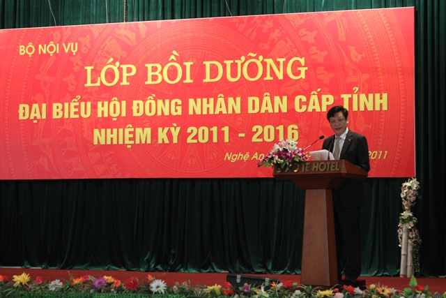 Khai mạc Lớp Bồi dưỡng đại biểu Hội đồng nhân dân cấp tỉnh nhiệm kỳ 2011 - 2016 tại Nghệ An