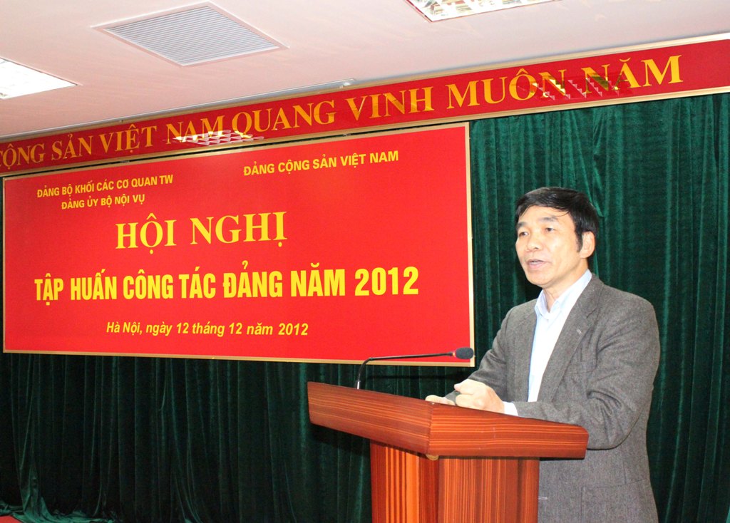 Hội nghị Tập huấn công tác Đảng năm 2012