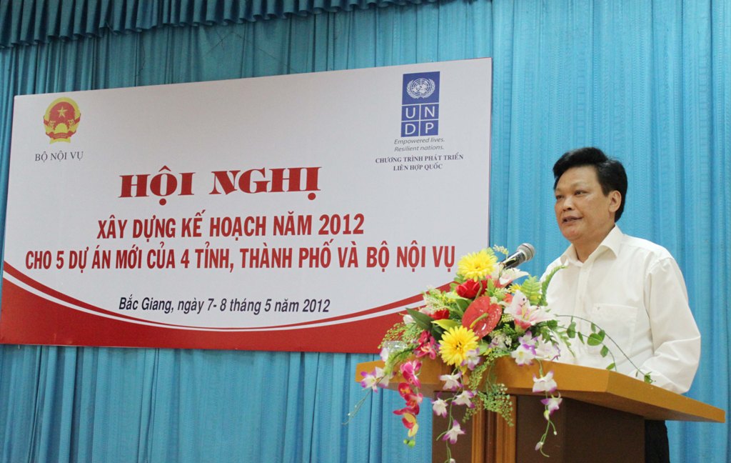 Hội nghị xây dựng Kế hoạch năm 2012 cho 5 Dự án mới của 4 tỉnh, thành phố và Bộ Nội vụ